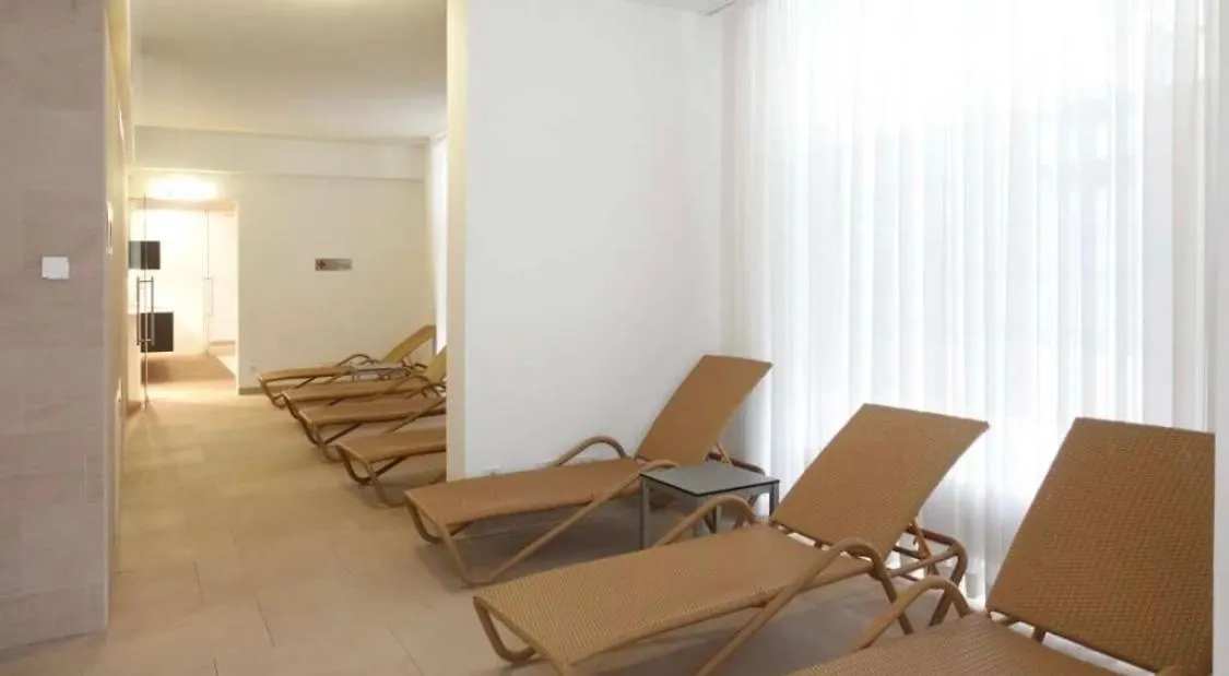 Luxury Diplomat-Penthouse - Uno City Wien 0*,